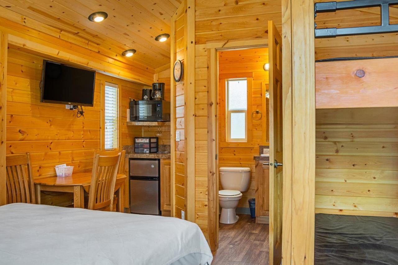 Long Beach Camping Resort Studio Cabin 5 Oceanview Luaran gambar